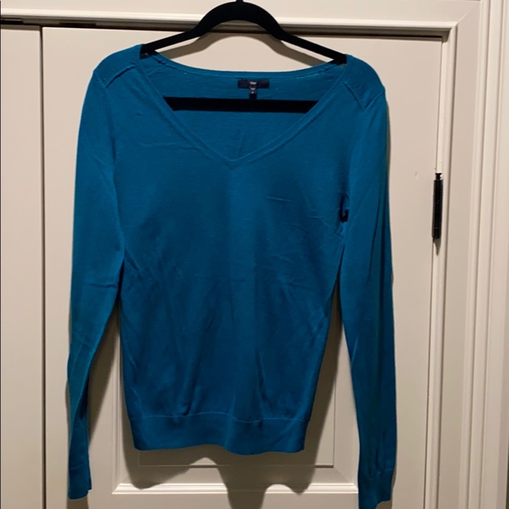 Sweaters - Picture 4 of 8